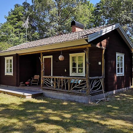 Fröseke Mysig Stuga Med Oeppen Spis Och Uteplats מראה חיצוני תמונה